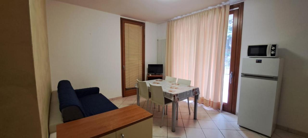 Apartments Tony In Bardolino Eksteriør bilde