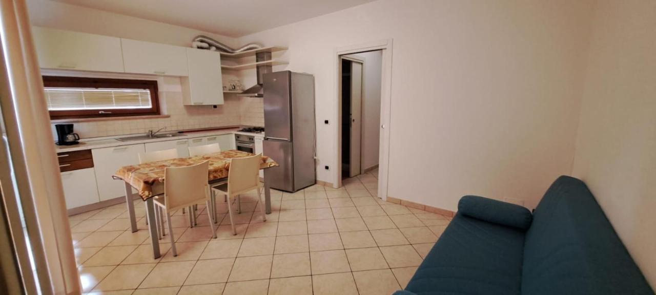 Apartments Tony In Bardolino Eksteriør bilde
